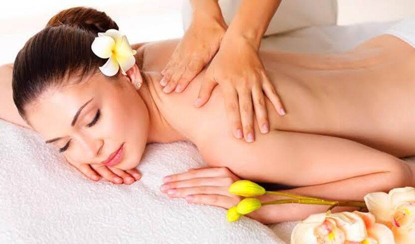massage on woman
